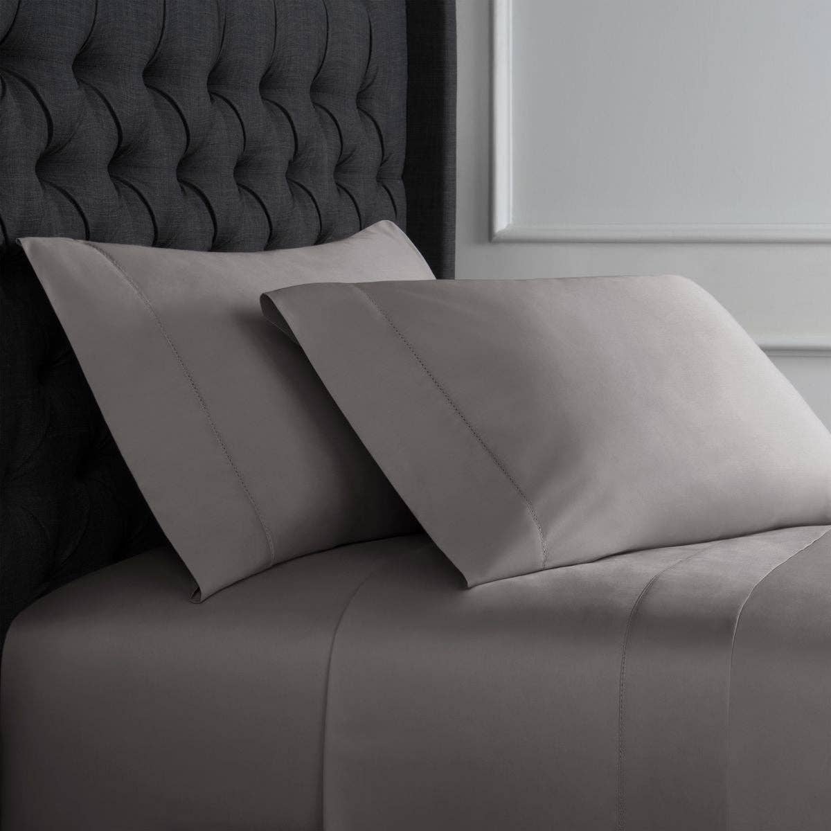 Mélange Home - Vente Parures de lit - Parure de lit Easy Care à 1 000 fils au pouce carré avec taies d'oreiller supplémentaires7