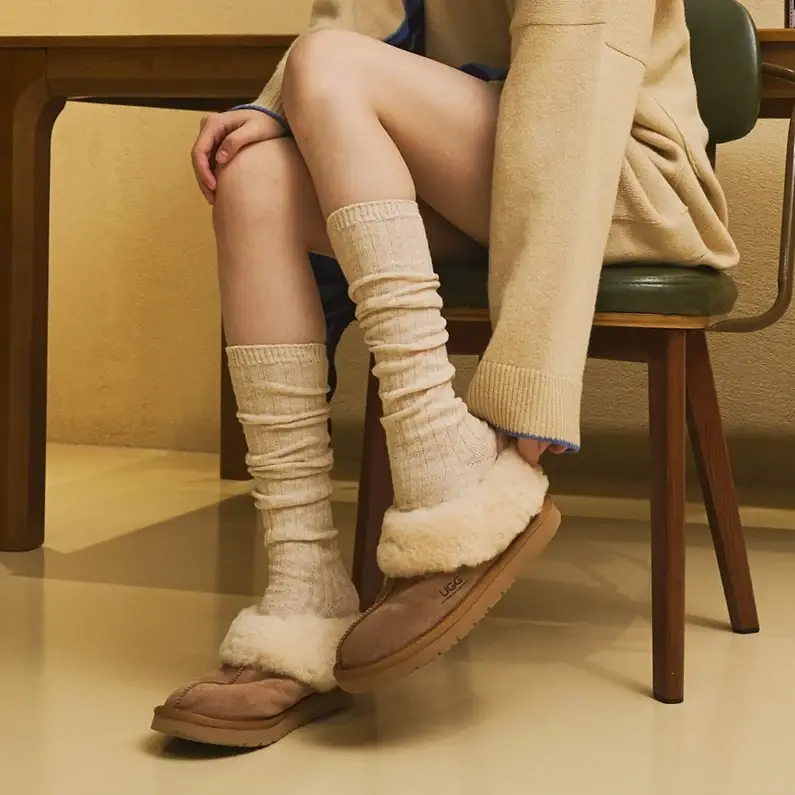 Comfortarians – Meias - Mulher por atacado – Meias Altas de Lã e Caxemira da Linha Premium1