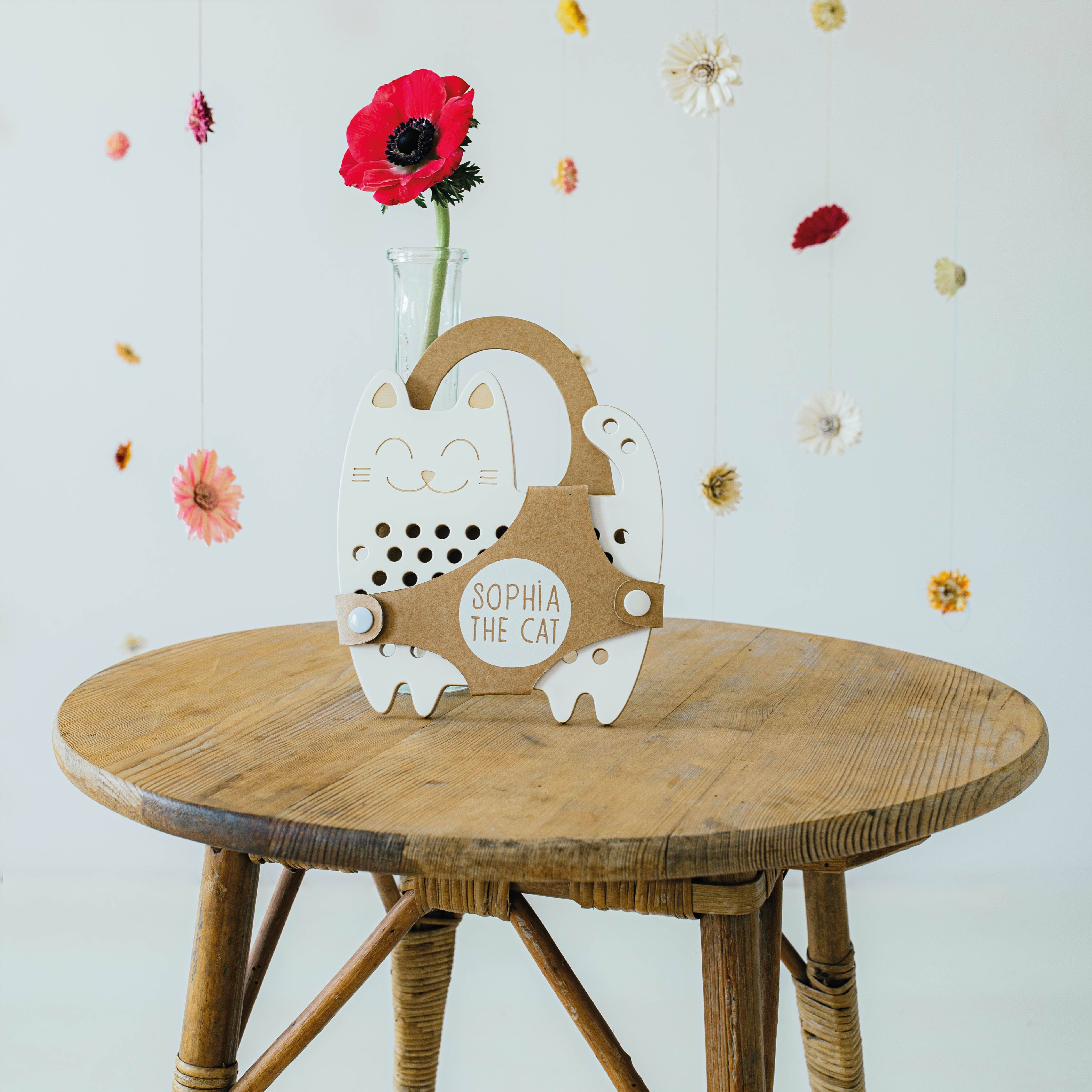 milin - Wholesale Houten speelgoed - Kinderen - Sophia de kat houten veterkoordspel, Montessori2