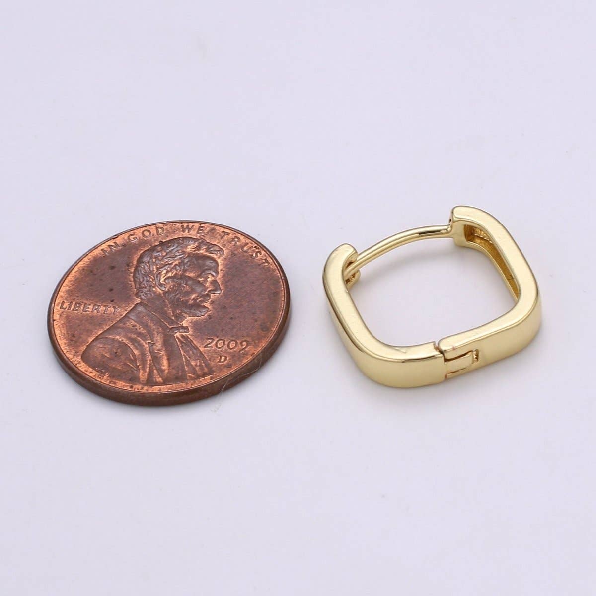 Aim Eternal - Wholesale Huggie Earrings - Chunky square huggie hoop geometric earrings gold chunky pipe bar street style mini hoop earrings minimalist stacking hoops Jewelry | Q-4251