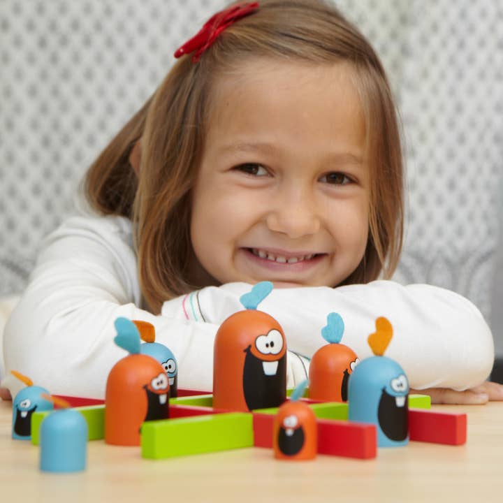 Blue Orange Games - Wholesale Board Game - Gobblet Gobblers Plastic : Gobble up, line up, and win!3