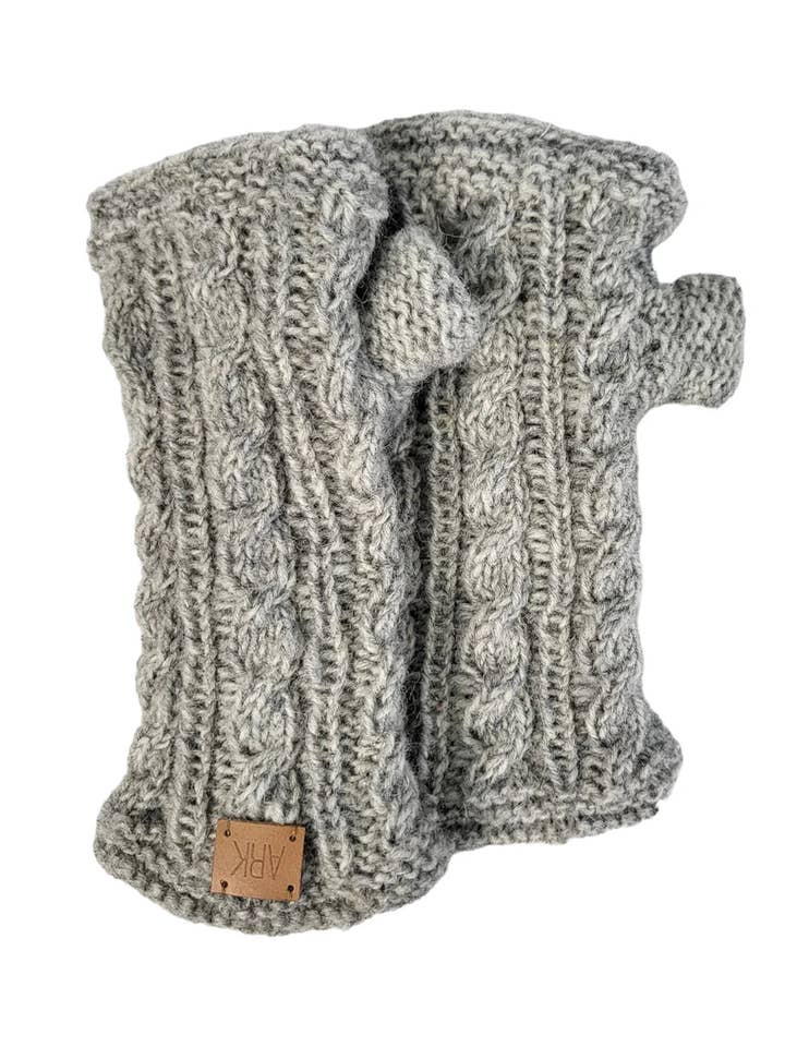 Chauffe-mains Heelah pour la vente par Ark Imports