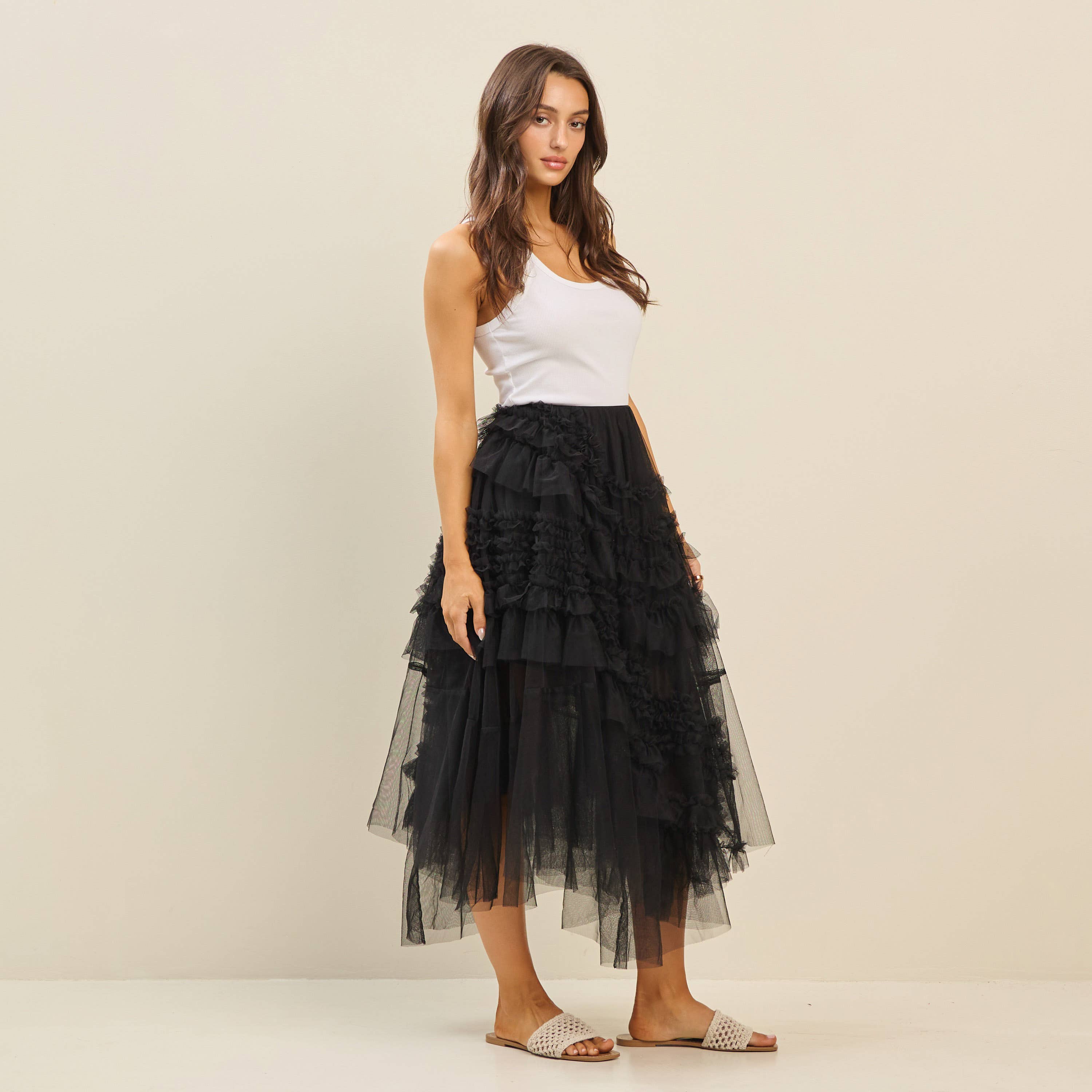 Cream Tiered ruffle tulle skirt for wholesale on Faire9