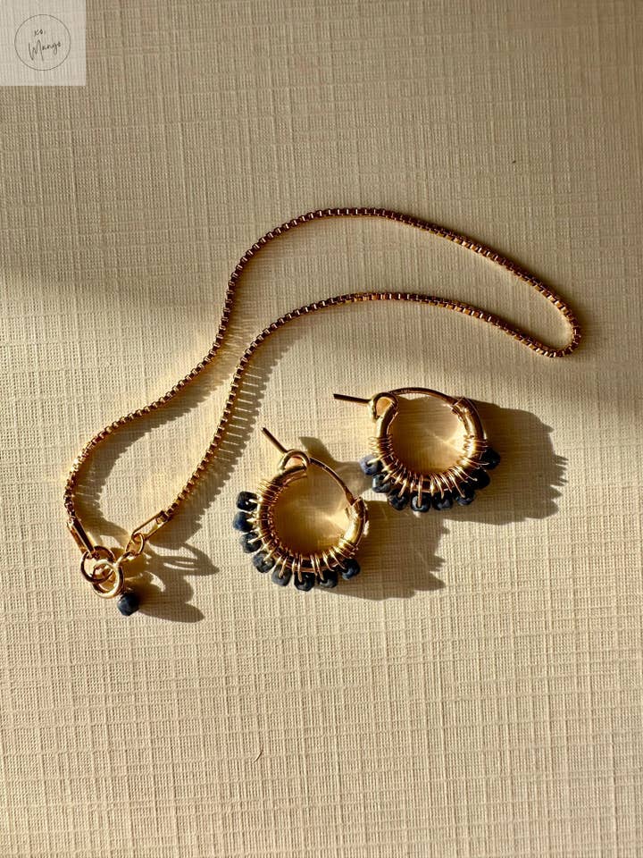 Coffret Blue Sapphire Legacy ~ September Birthstone pour la vente par xo, Mango