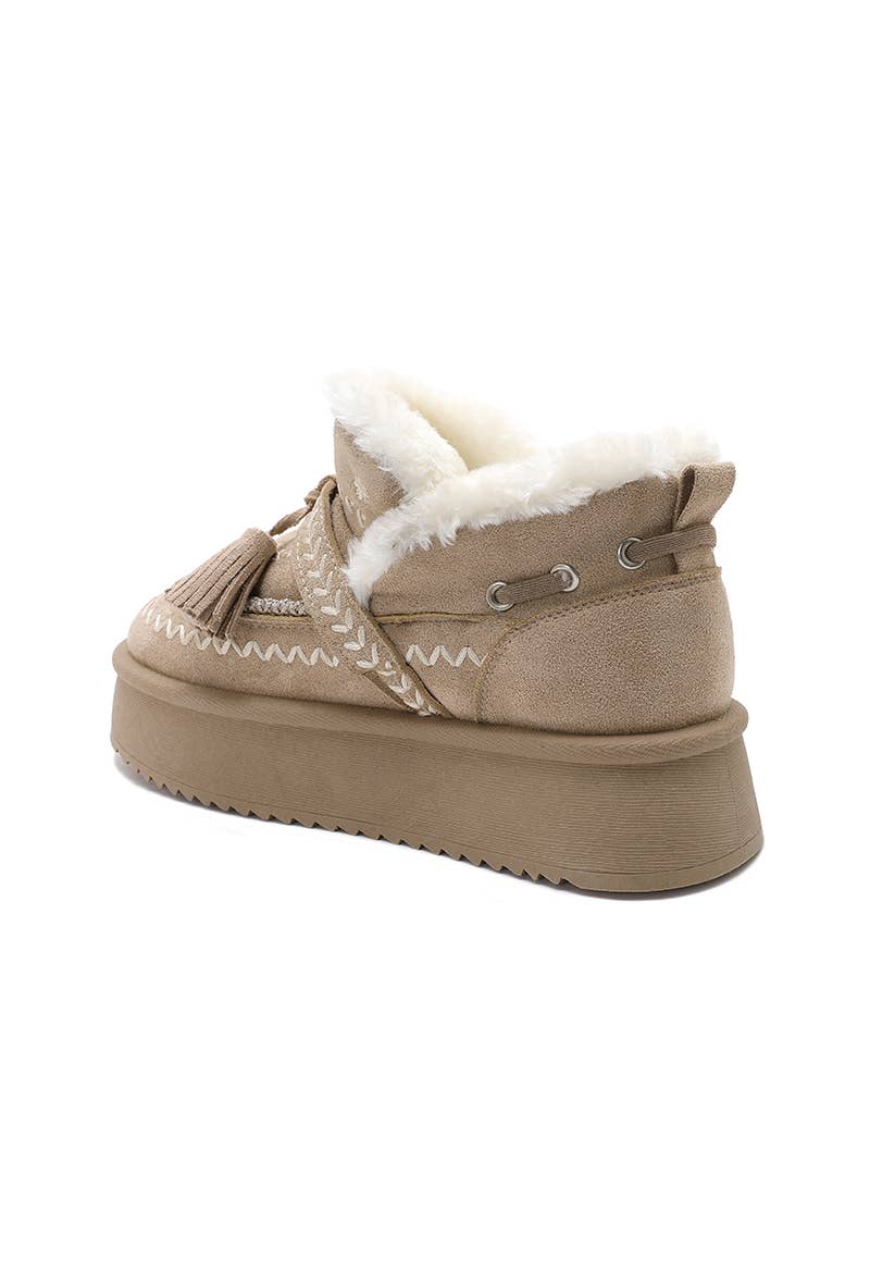 Joia Paris - Wholesale Boots - Women's - Warm boots with embroidery and tassels RU-2030