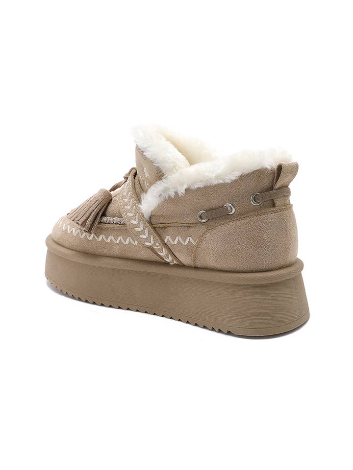 Joia Paris - Wholesale Boots - Women's - Warm boots with embroidery and tassels RU-2030