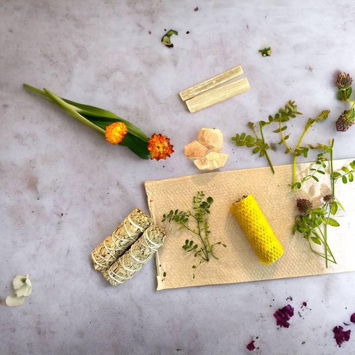 Well Fed Wolf L.L.C. - Wholesale Sage Bundle - White Sage, Botanicals, Crystals & Beeswax Herbal Wands8