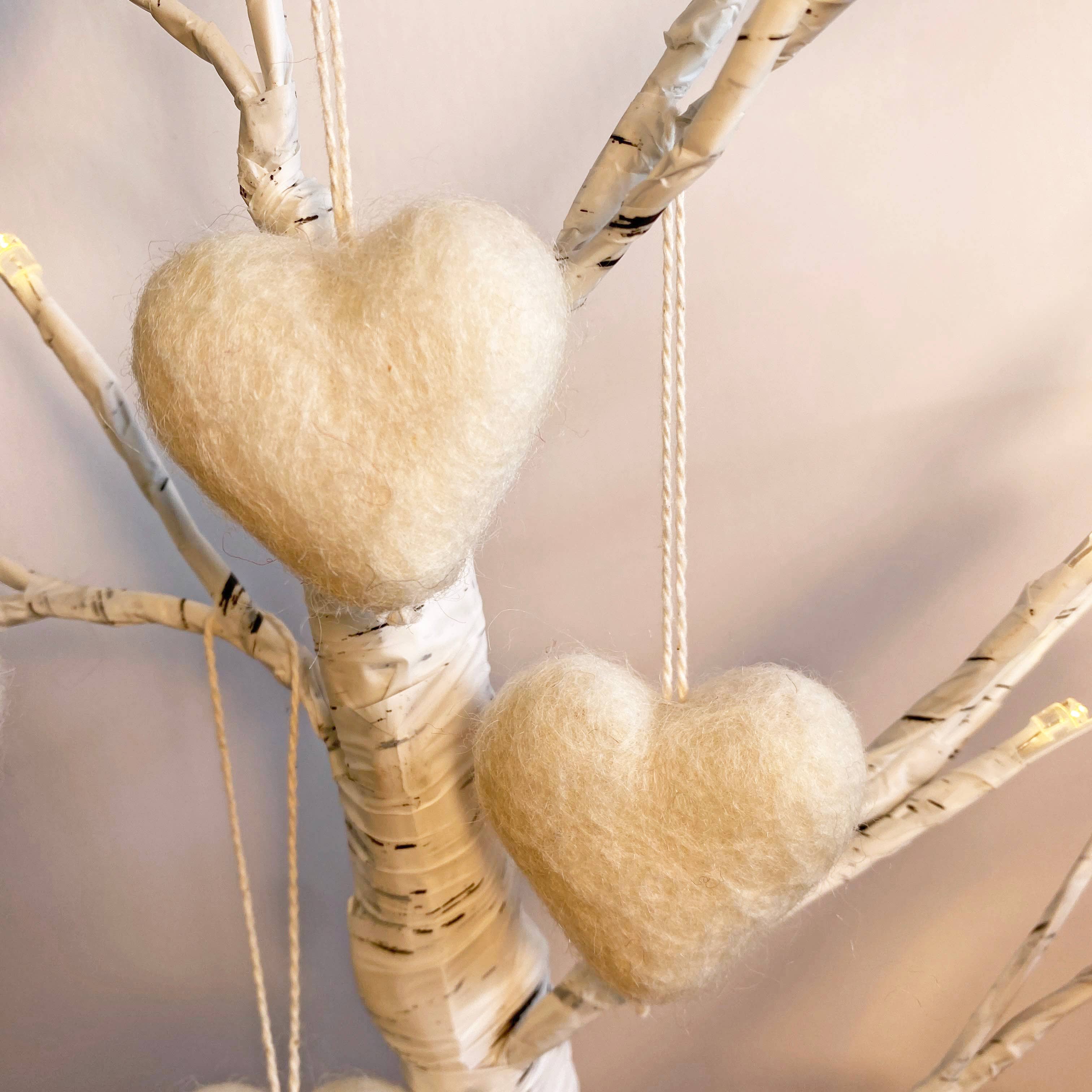Oakwind Hollow - Wholesale Ornament - Felt Heart Ornament Singles Fresh Cream3