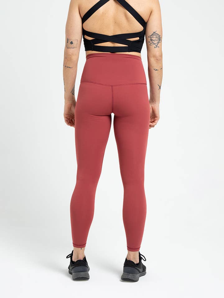 CREXANS - Wholesale Athletic/Lounge Leggings - Women's - Athletic HW Leggings in Fire2