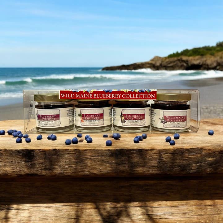 Collection de bleuets sauvages du Maine pour la vente par Olde Haven Farm