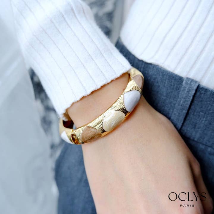 Bracciale rigido aperto smaltato colorato Naty per la vendita all'ingrosso da parte di Oclys