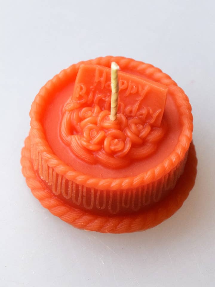 Bougie en cire d'abeille Happy Birthday pour la vente par Earth Speaks