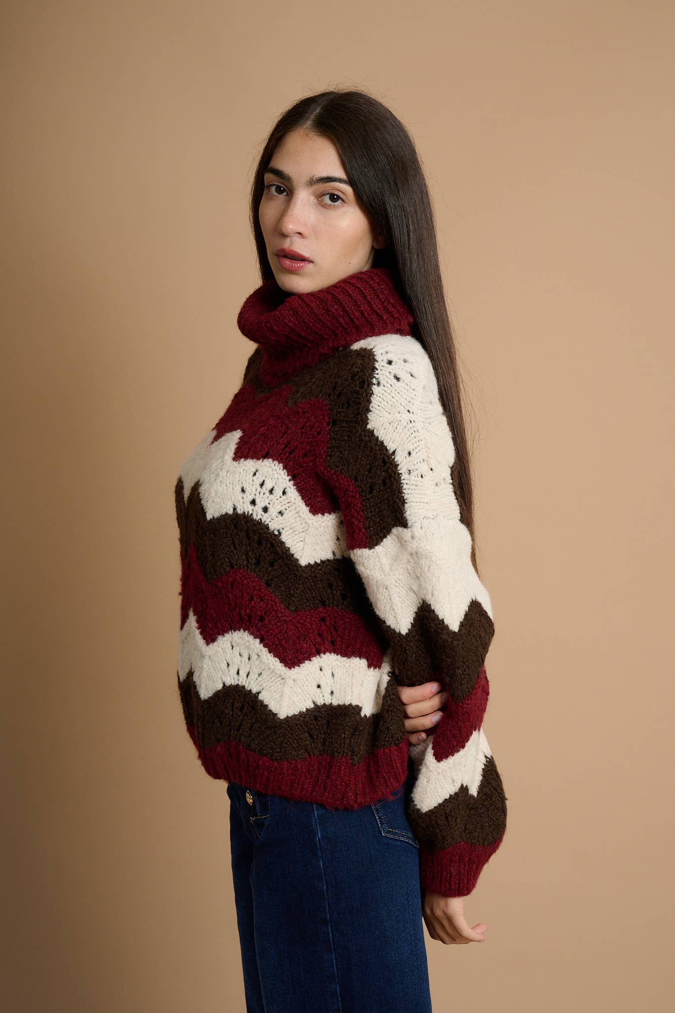 AMELÉ - Wholesale Knit Sweater - Women's - Multicolored zigzag chunky knit turtleneck sweater2