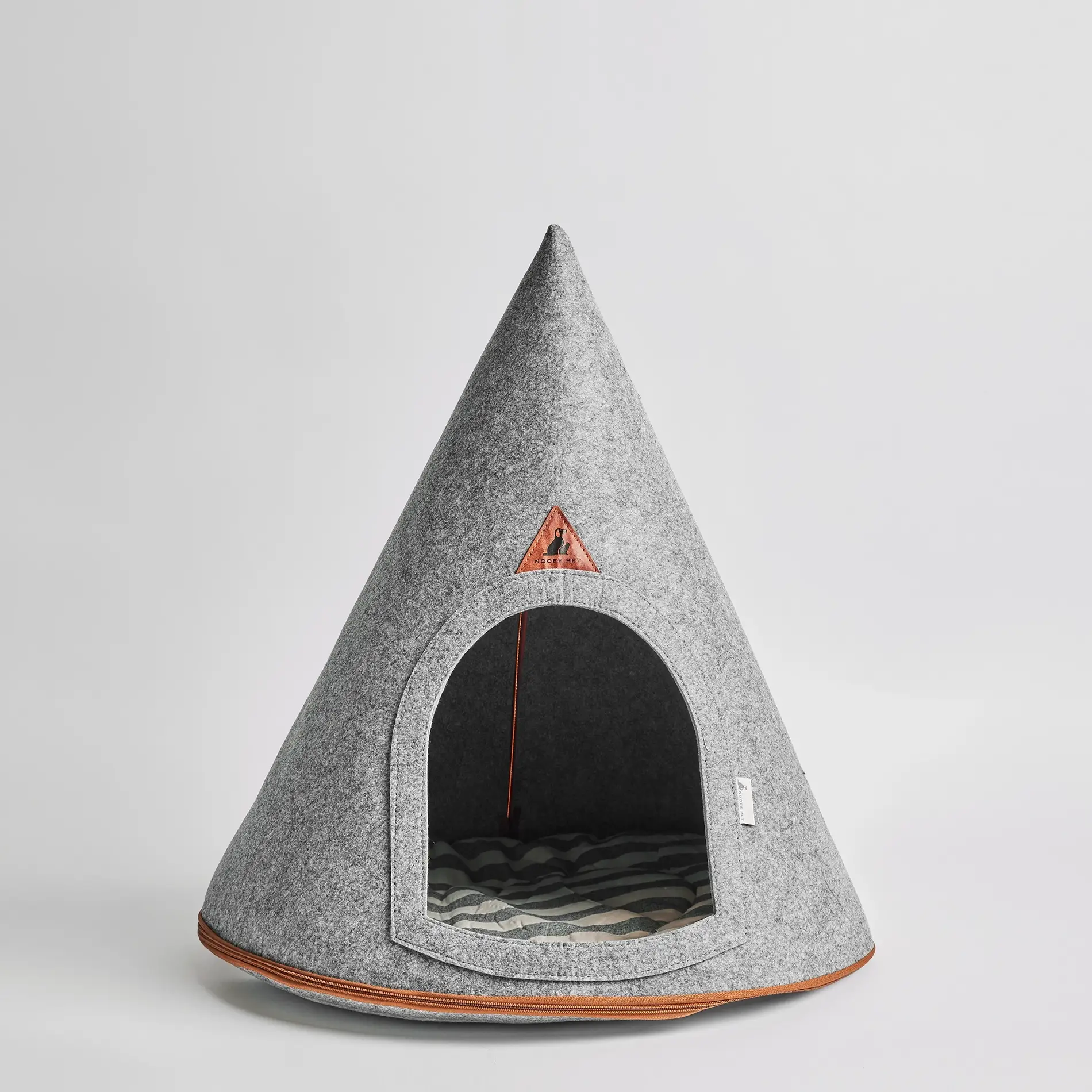 Nooee pet - Wholesale Pet Cave - Cat/Dog - Nooee Pet Lucy Cave – Size M Gray Pet Cave for Cozy Comfort1