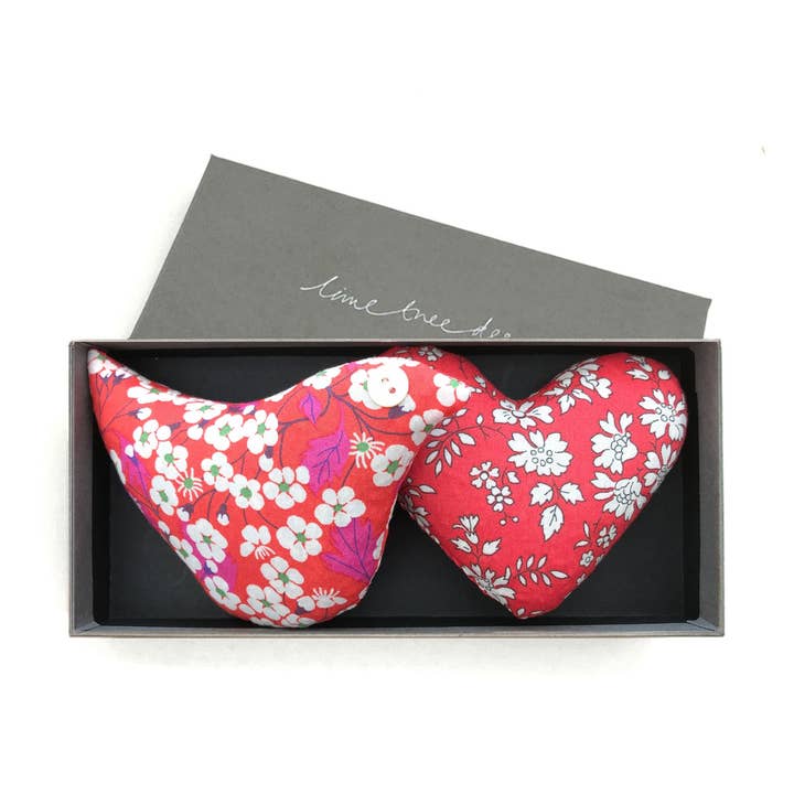 Box of 1 Lavender Heart & 1 Lavender Bird - Beaky Blinders for wholesale by Lime Tree Design