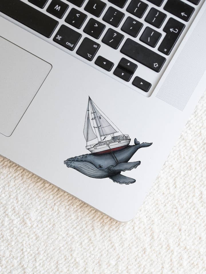 Autocollant en vinyle Baleine à bosse Voilier pour la vente par Dorsal Fine Design