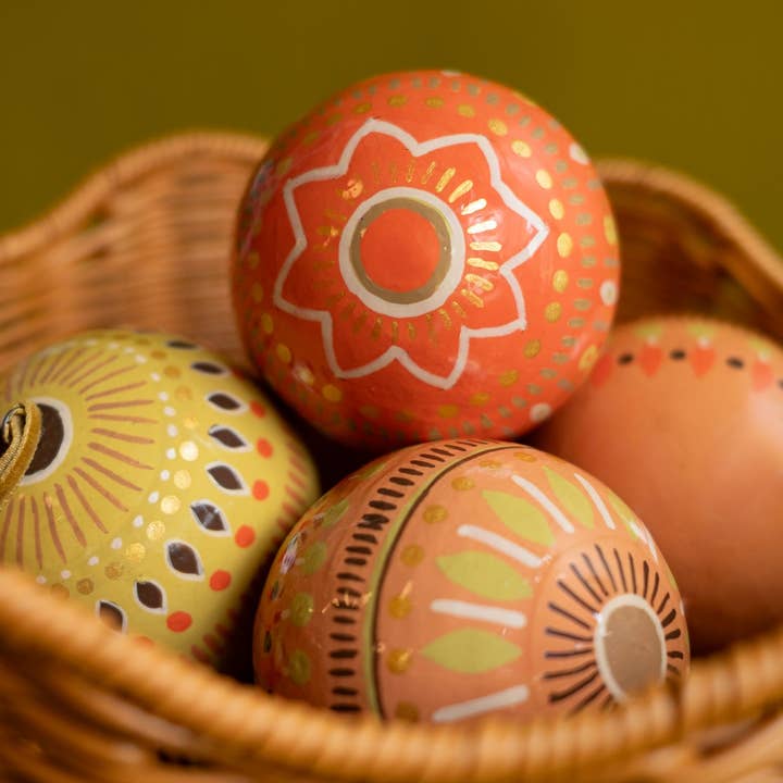 East End Press – wholesale Ornament set – UK/EU: Yuletide Gold Bauble Bag - Set of Three4