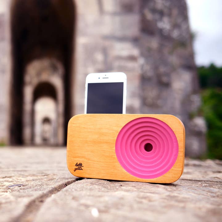 Bitti Gitti Design Workshop - Wholesale Speakers - Pinky Pink Wooden Sound System