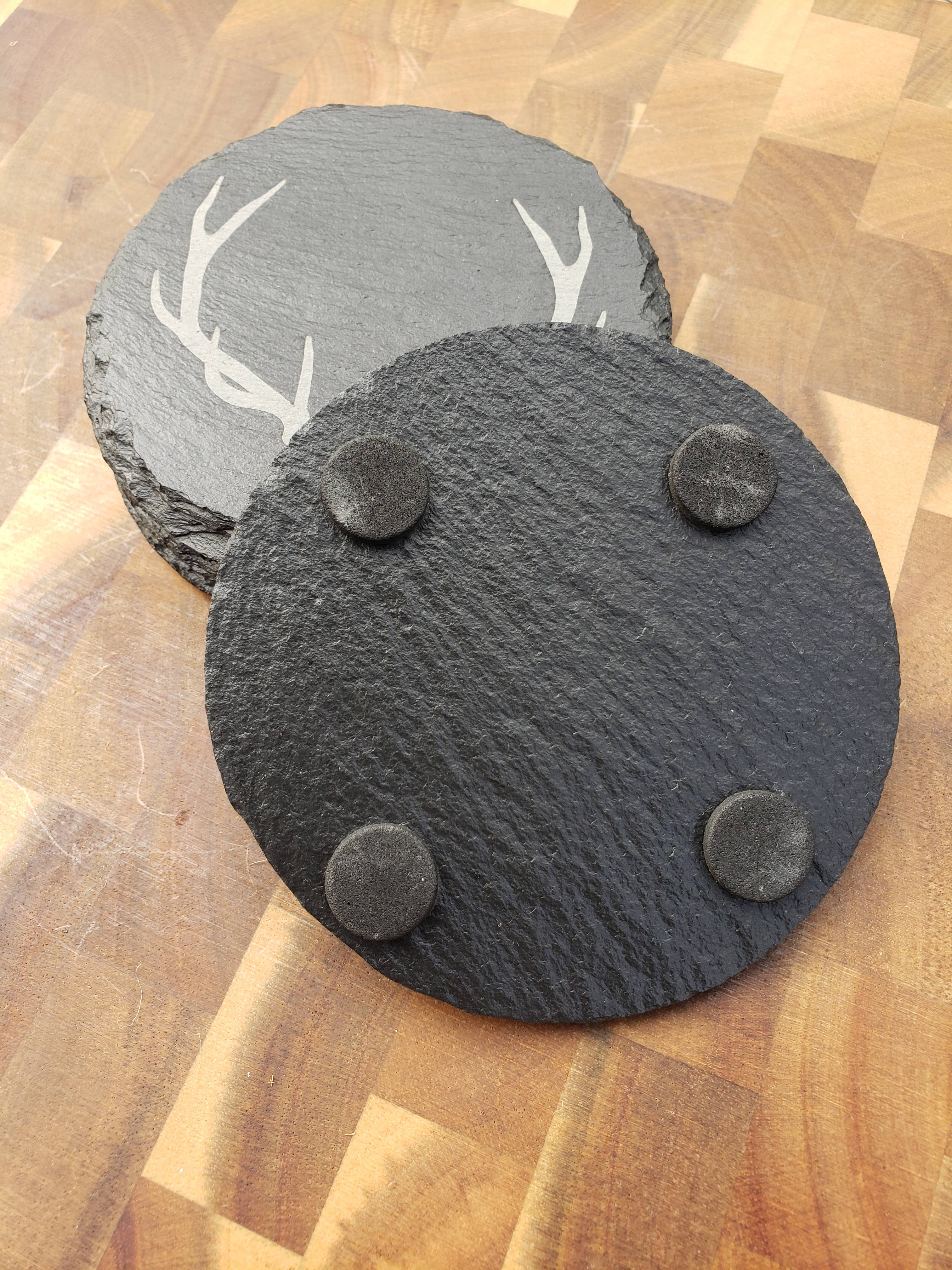 The Rural Home – wholesale Underlägg – Anpassningsbar 10 cm rund skifferunderlägg med egen design eller logotyp4