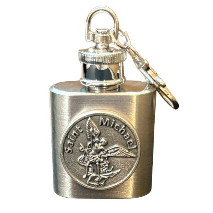 Sankt Michael Token Helligvandsflaske SS m/ Nøglering 1 oz for engroshandel hos Oremus Mercy