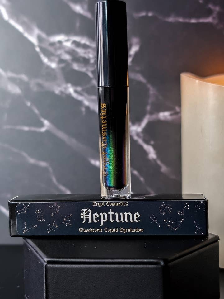 NEPTUNE - Duochrome liquid eyeshadow for wholesale by Crypt Cosmetics