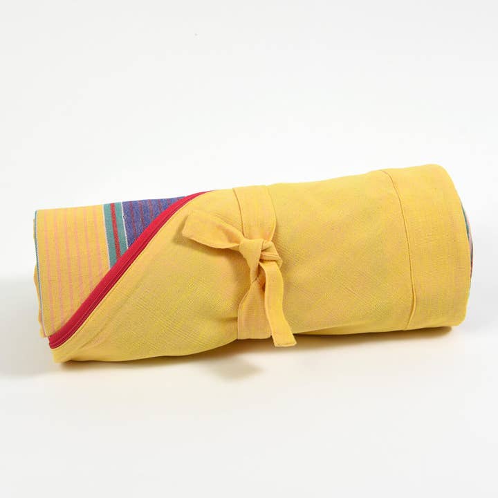 Mayamam Weavers - Wholesale Beach Towel - Hand Woven Guatemalan Beach Blanket1