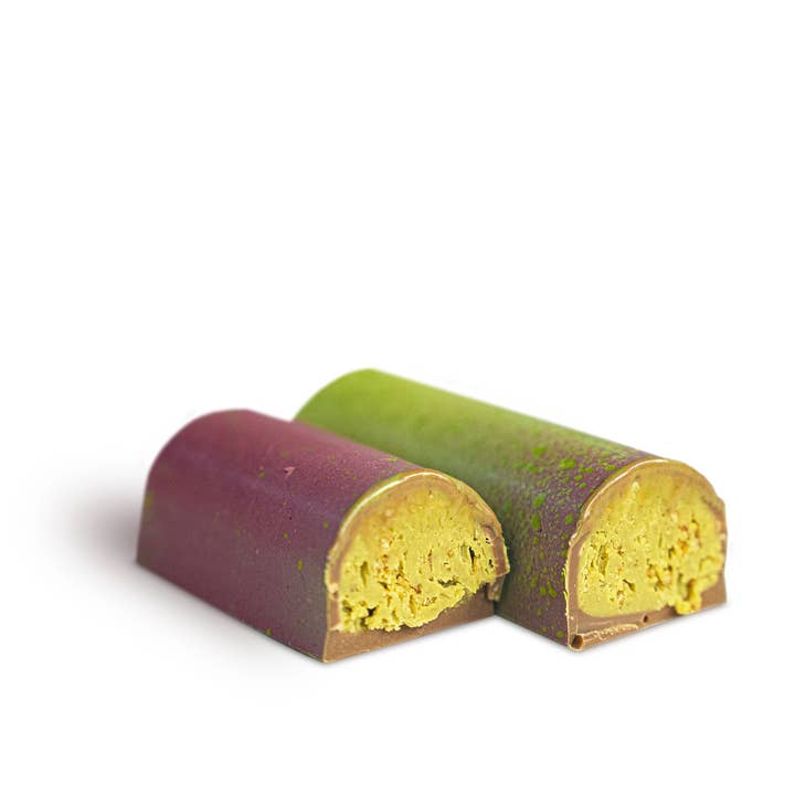 Pistachio & Kataifi snack bars for wholesale by Melt Chocolates