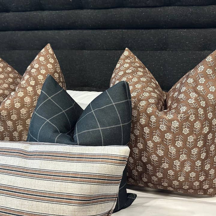 Rennah Collective - Wholesale Throw pillow cover - Roux Pillow Cover8