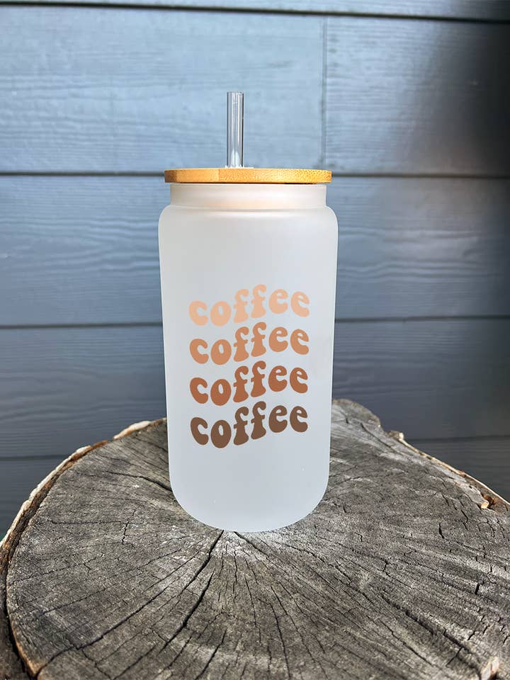 Copo de Vidro Fosco para Café Gelado de 16oz com Tampa e Palhinha por atacado de Lester Lou’s Designs