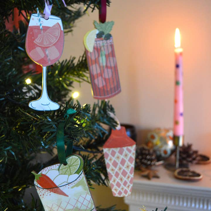 Laura Barnes Wholesale Ltd – wholesale Ornament – Spicy Margarita Cocktail Decoration5