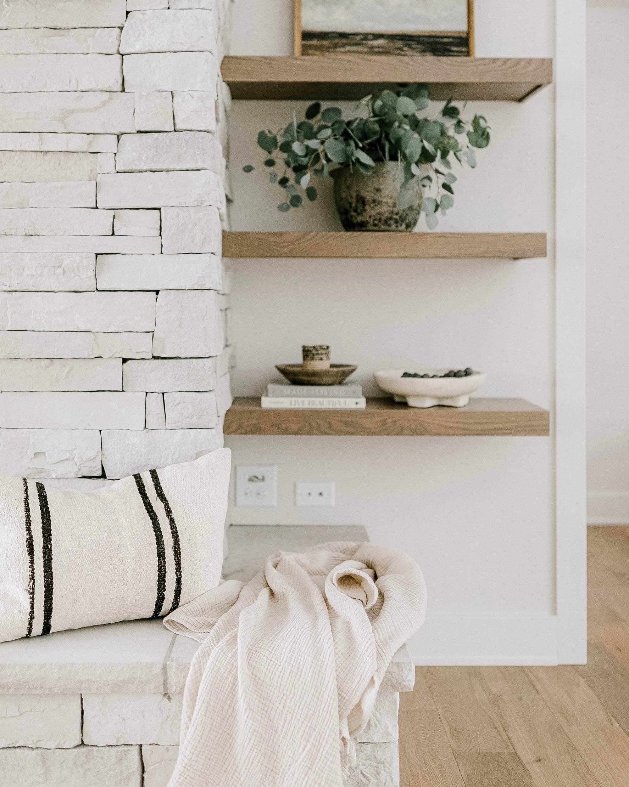 Woven Stories - Wholesale Throw Blanket - Cocoon Cotton Reversible Throw Blanket4