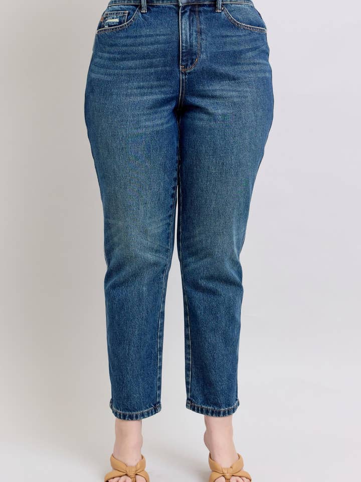 HW Rigid Magic Non-Destroy Straight - PLUS for wholesale by Judy Blue Jeans