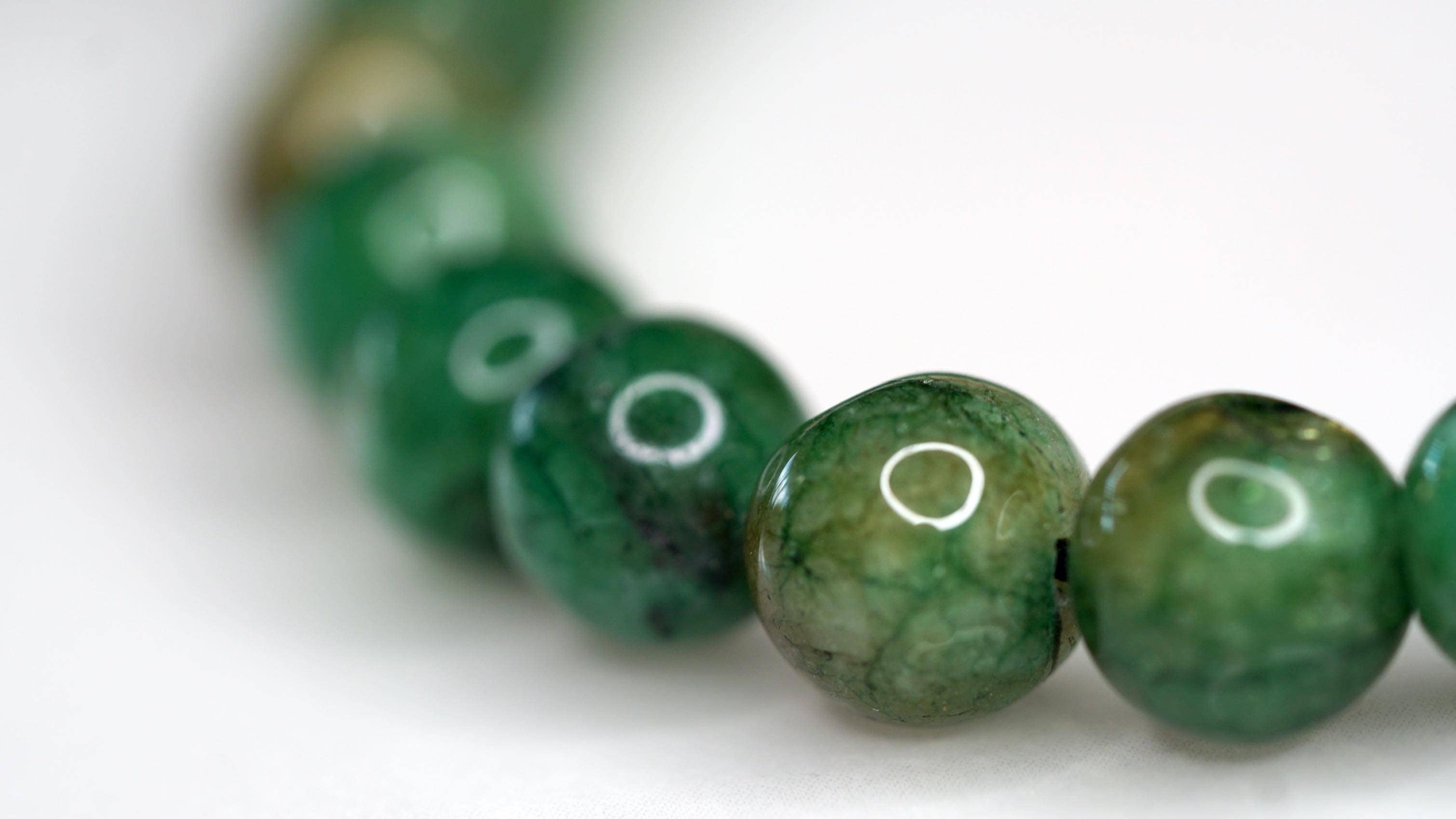 Himalayas Shop - Wholesale Beaded bracelet - Natural Green Emerald3