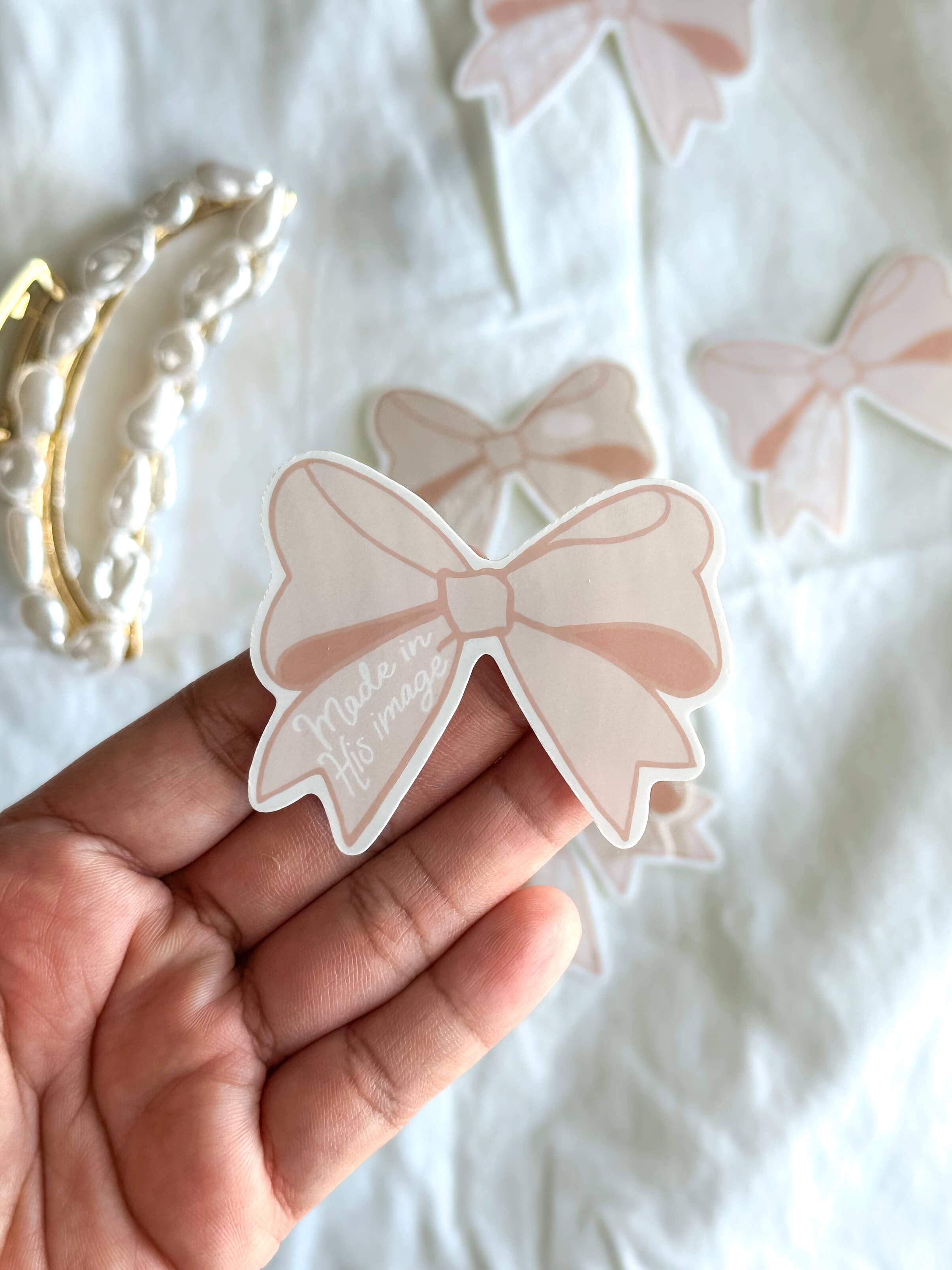 Grow in Grace - Vente Autocollant - Autocollant en forme de nœud fait à son image, verset de la Bible, fille coquette1