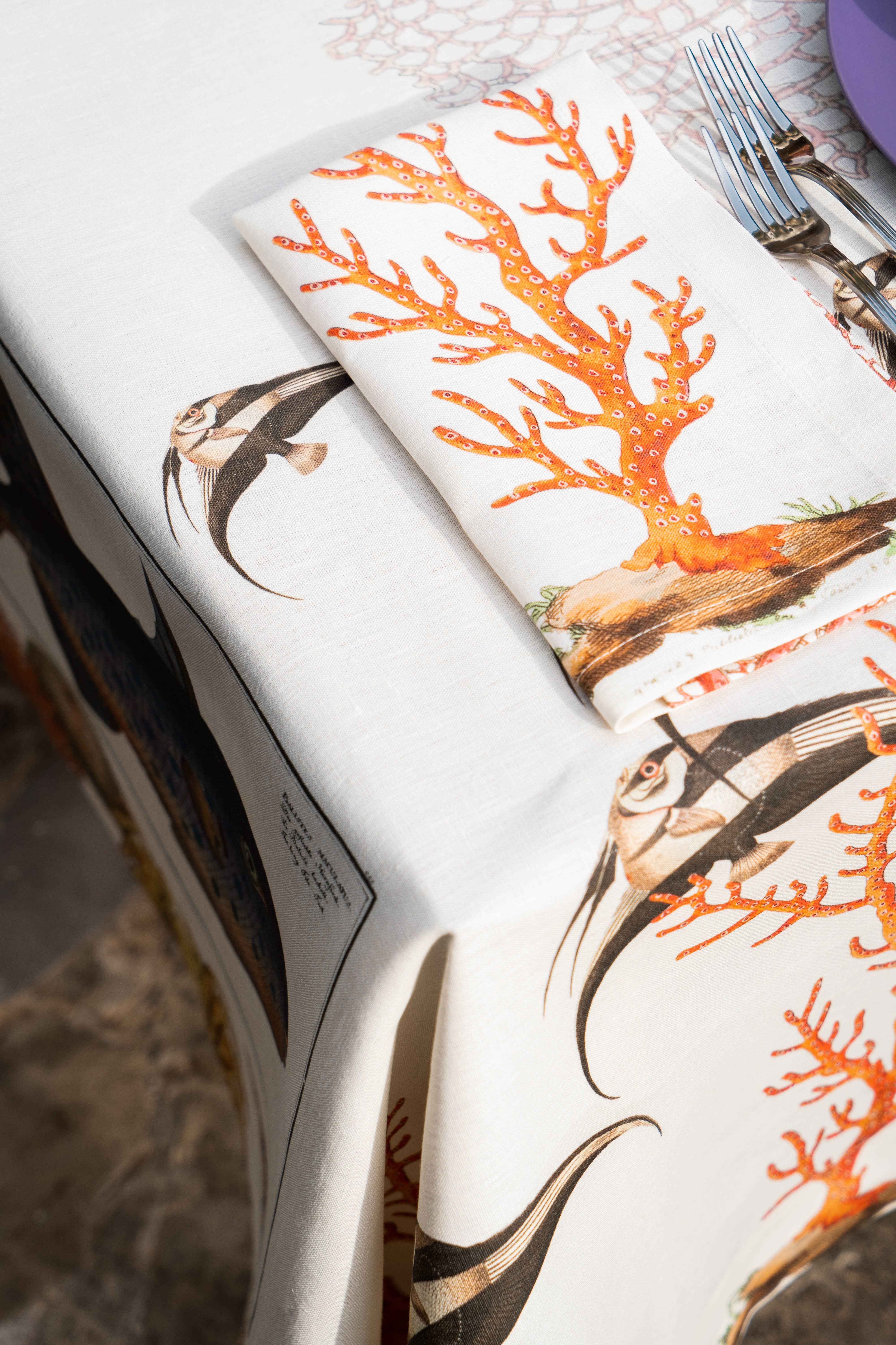 The Napking – Guardanapo e pano de jantar por atacado – Conjunto de 4 Guardanapos «Coral Bay» 100% Fabricado em Itália1