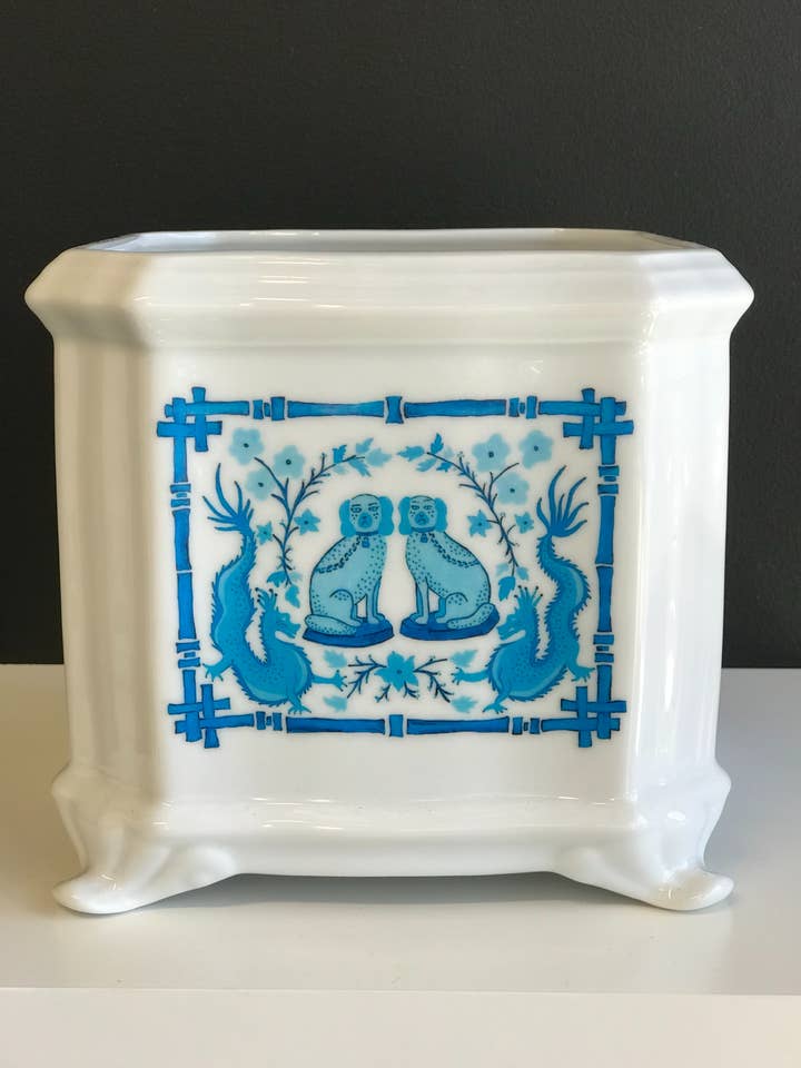 7" Blue Chinoiserie Square Planteringskärl, Vit för wholesale av The French Bee & Co