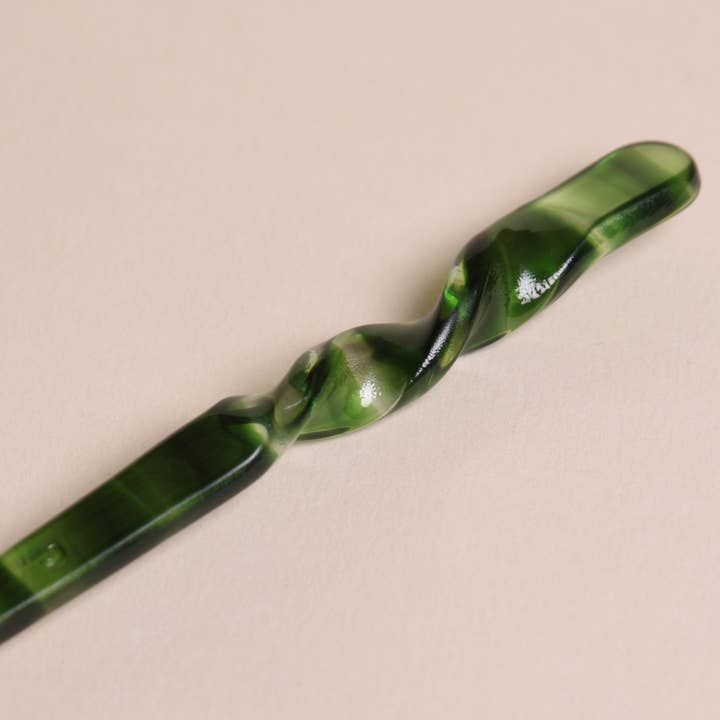 Peignee Paris - Wholesale Hair Pin - Hair pic - Emerald1