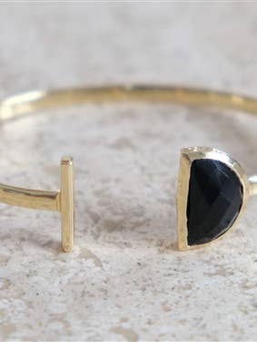 Bracciale Mezzaluna Onice nero per la vendita all'ingrosso da parte di Atelier Leblanc