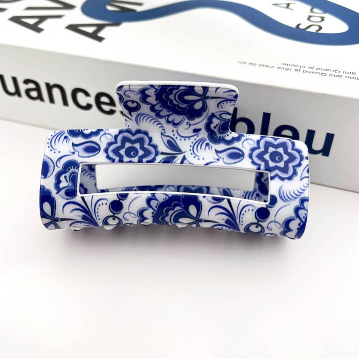 TheDivaSoap - Wholesale Hair Clip - Women's - Blue and White Porcelain Pattern Hair Claw Clip1