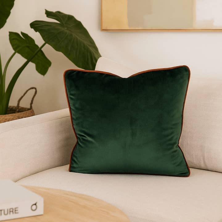 BHD HOME - Wholesale Throw/decorative pillow - Frankie Emerald Green Box cushion 50 x 50 x 10cm2