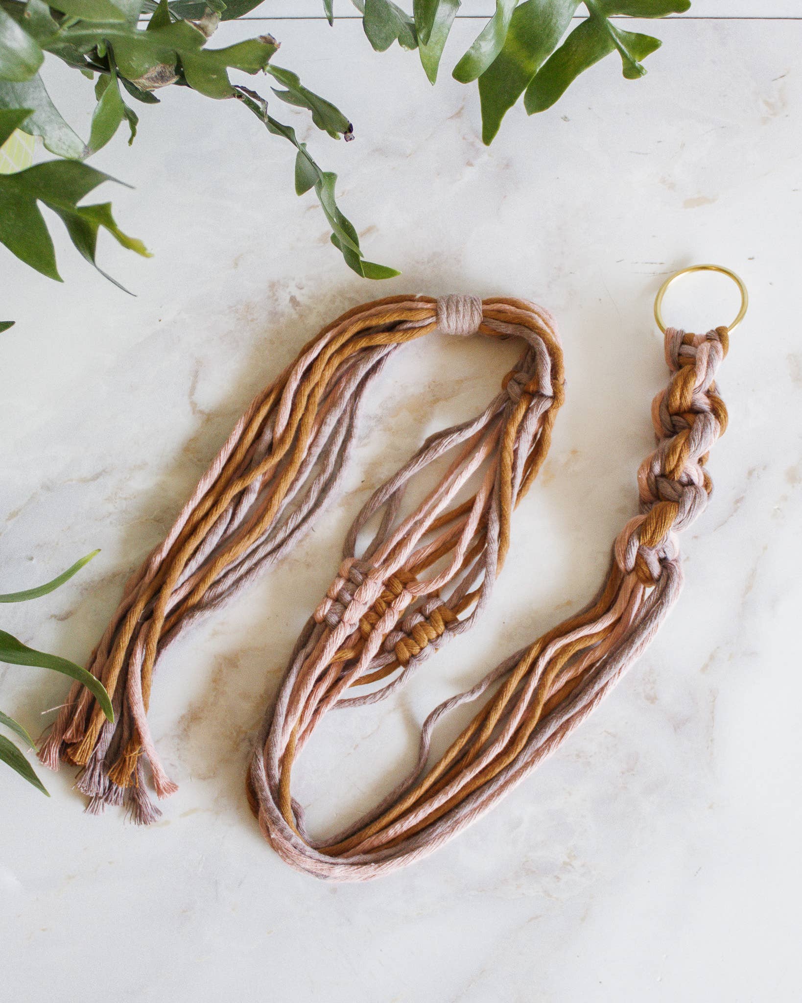 Modern Bo Studio – wholesale Hängande kruka – Chunky Twist Växtampel - Flerfärgad4