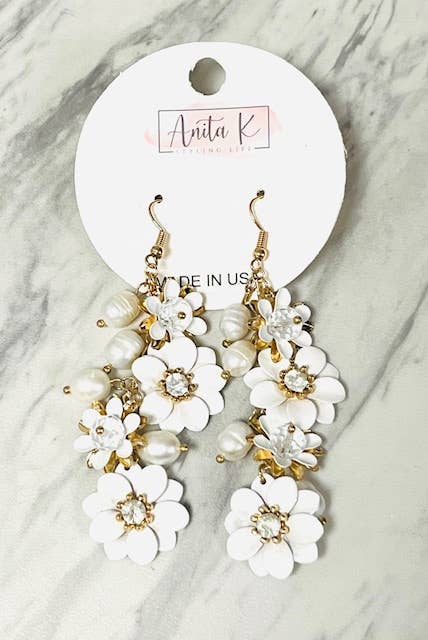 Anita K By Blushing Pink – wholesale Dangle earrings – White Flower & Freshwater Pearl Cluster Dangle Earring0