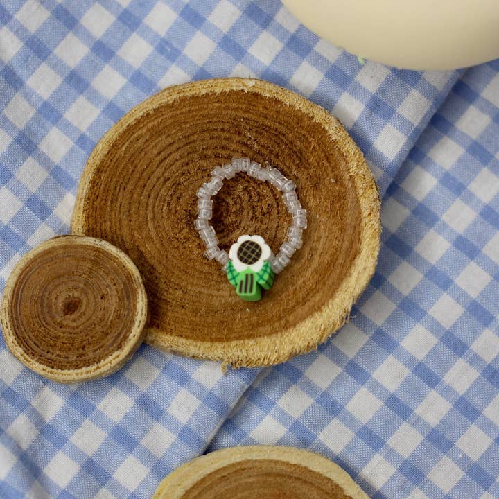 Meet me at the corner - Wholesale Band/Stacked Ring - Flower beaded ring5