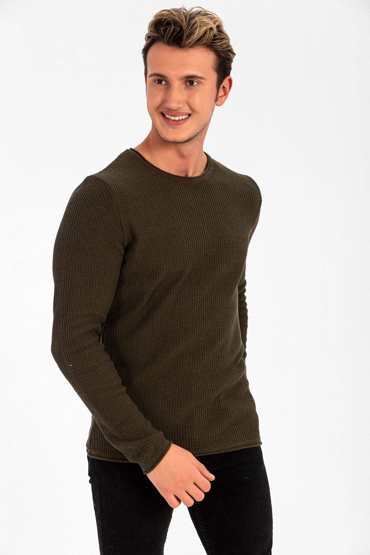 TUEBA TRENDNIT US Inc. – Großhandel Strickpullover – Herren – ZICKZACK-STRICKPULLOVER FÜR HERREN12