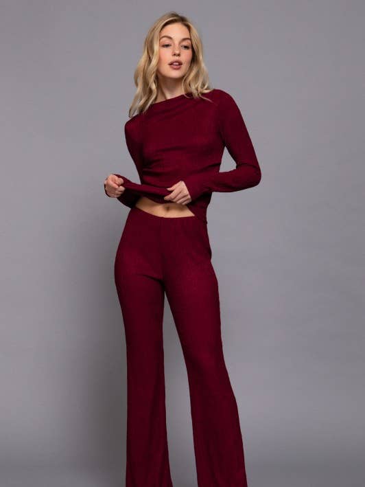 Ensemble haut drapé Ong Slv et pantalon évasé pour la vente par MintChoco