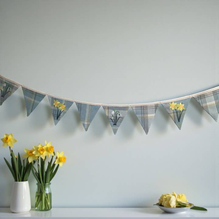 Cenas de Flores da Primavera em bandeirolas por atacado de Moose & Co