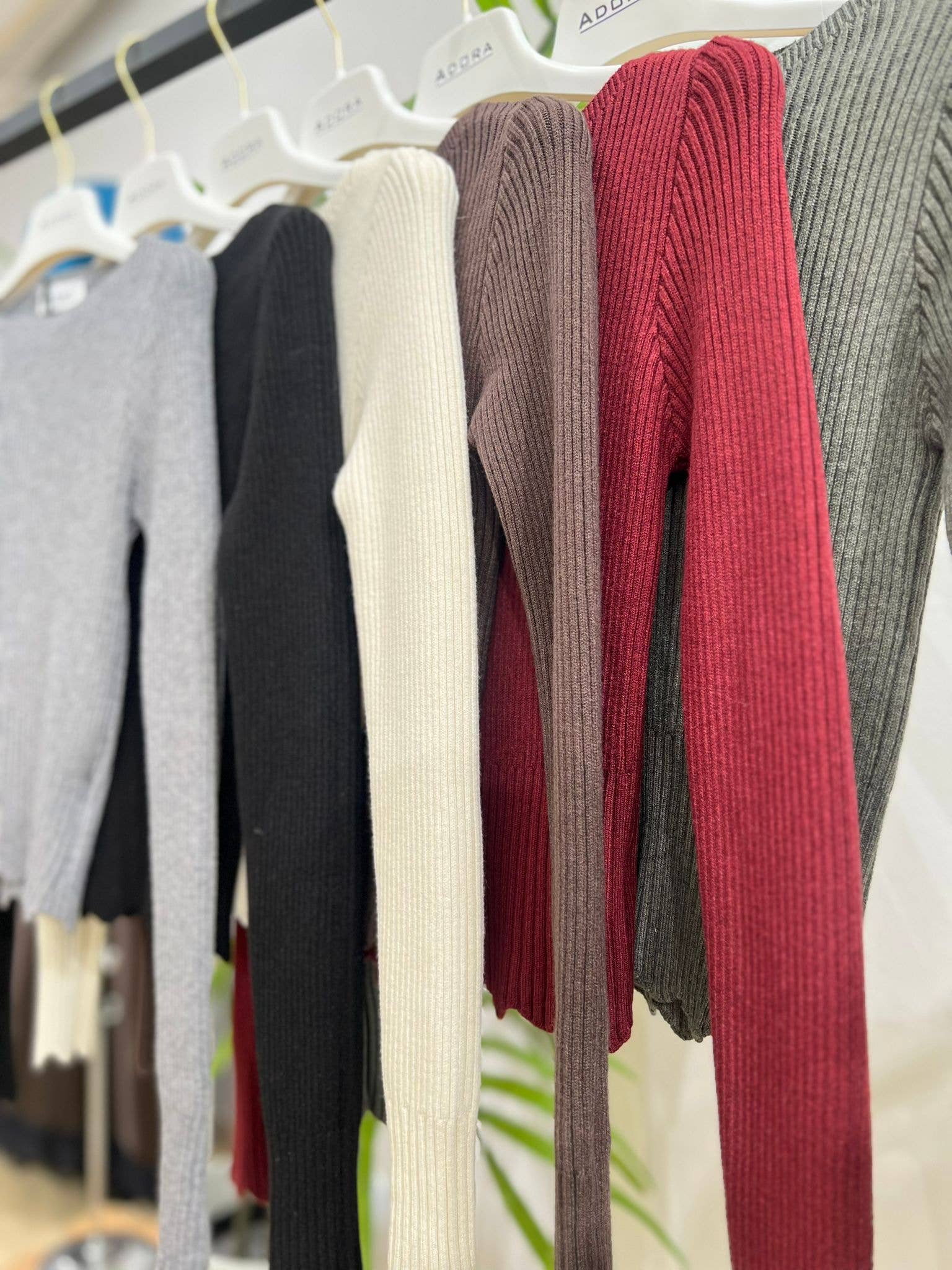 ADORA - Wholesale Knit Top - Women's - Ribbed crew neck sweater2