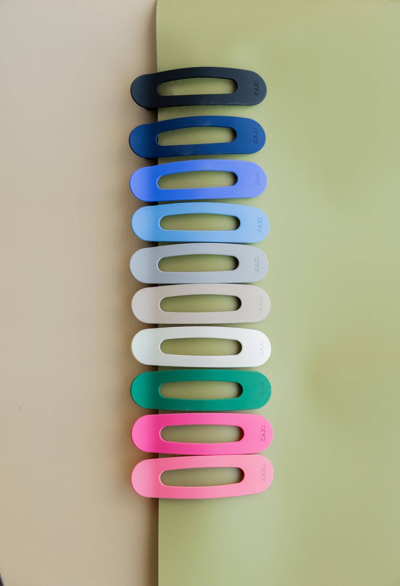 KAXI - Wholesale Hair Clip - Women's - OVERSIZED LAY DOWN CLAWS ( 33 COLORS )63