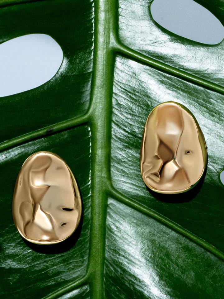 Orecchini d'oro Claudia per la vendita all'ingrosso da parte di DENISE PACINI