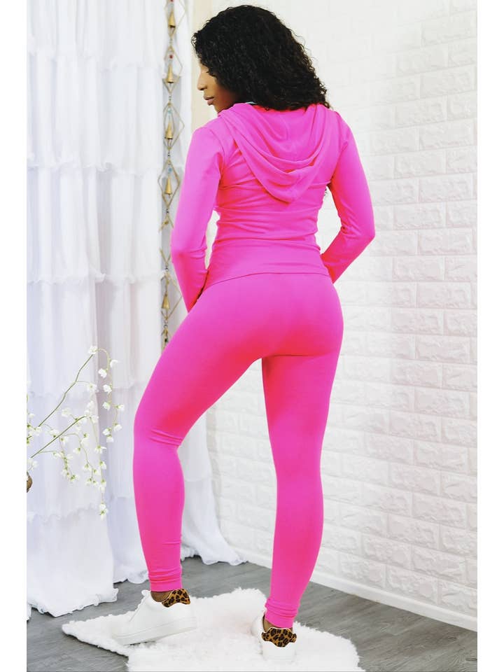 SurelyMine – Großhandel Loungewear-Set – Damen – Sportliches Loungeset22